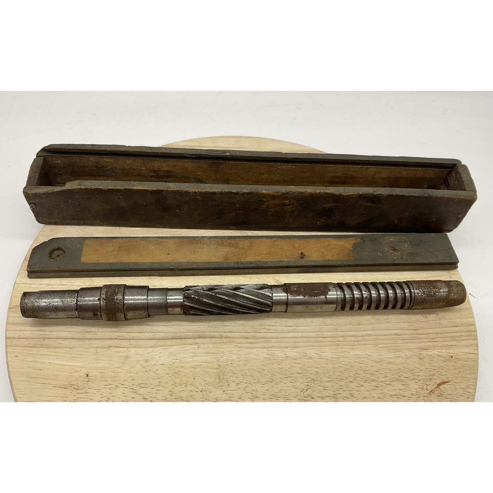Vintage Adjustable‎ Machine Reamer Metal Cutting Tool With Wood Storage Box